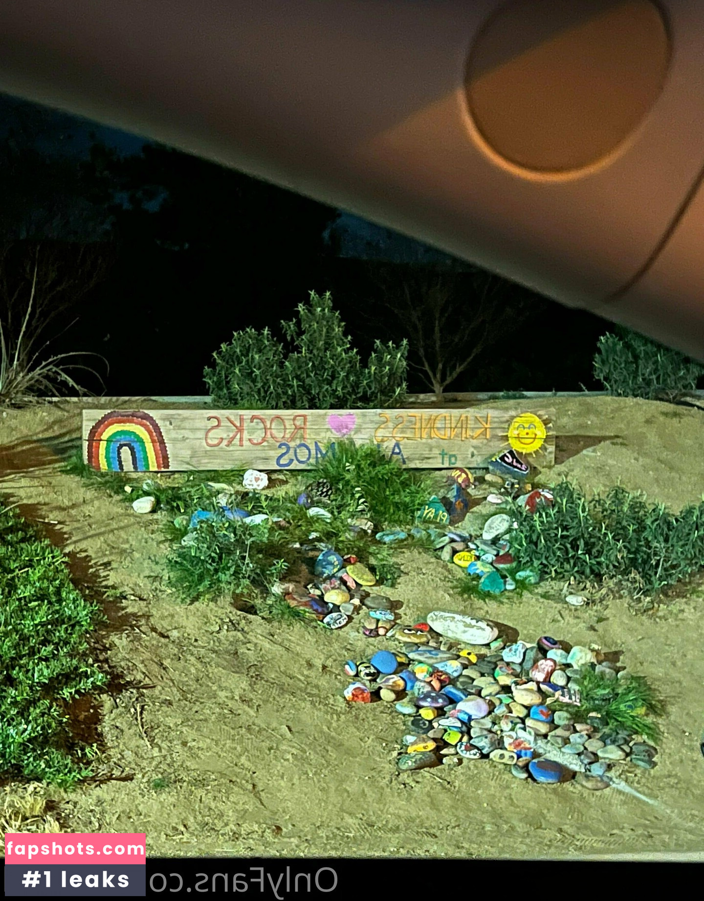 Vswrld gallery photo #25