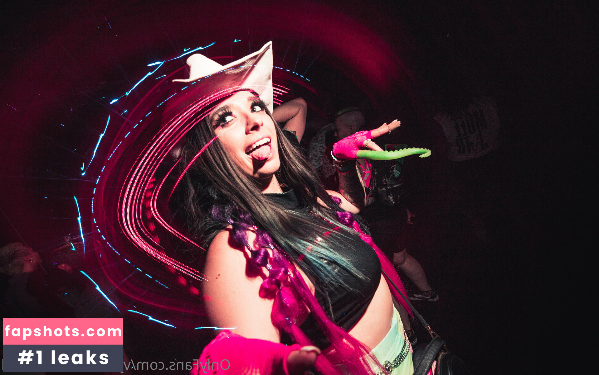 vybrantvibesofficial gallery photo #2