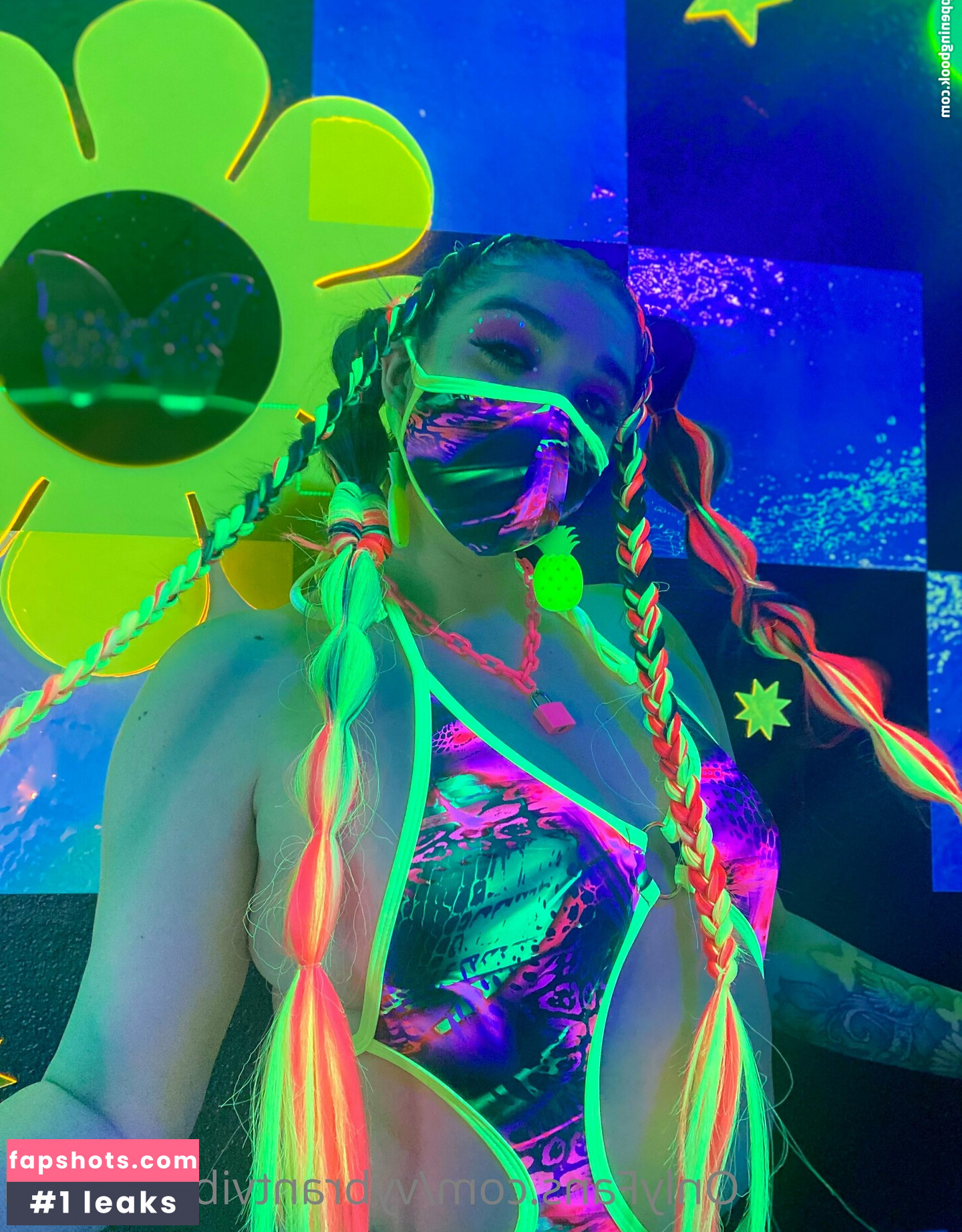 vybrantvibesofficial gallery photo #11