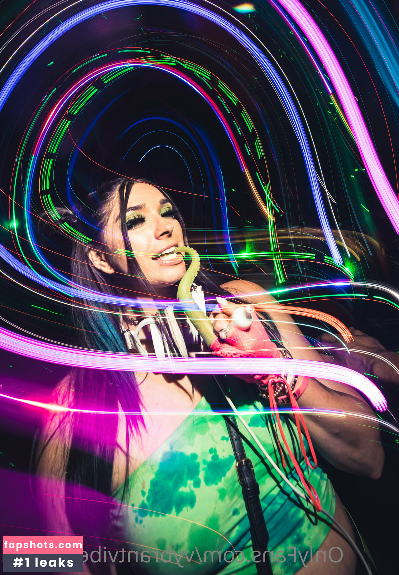 vybrantvibesofficial gallery photo #3