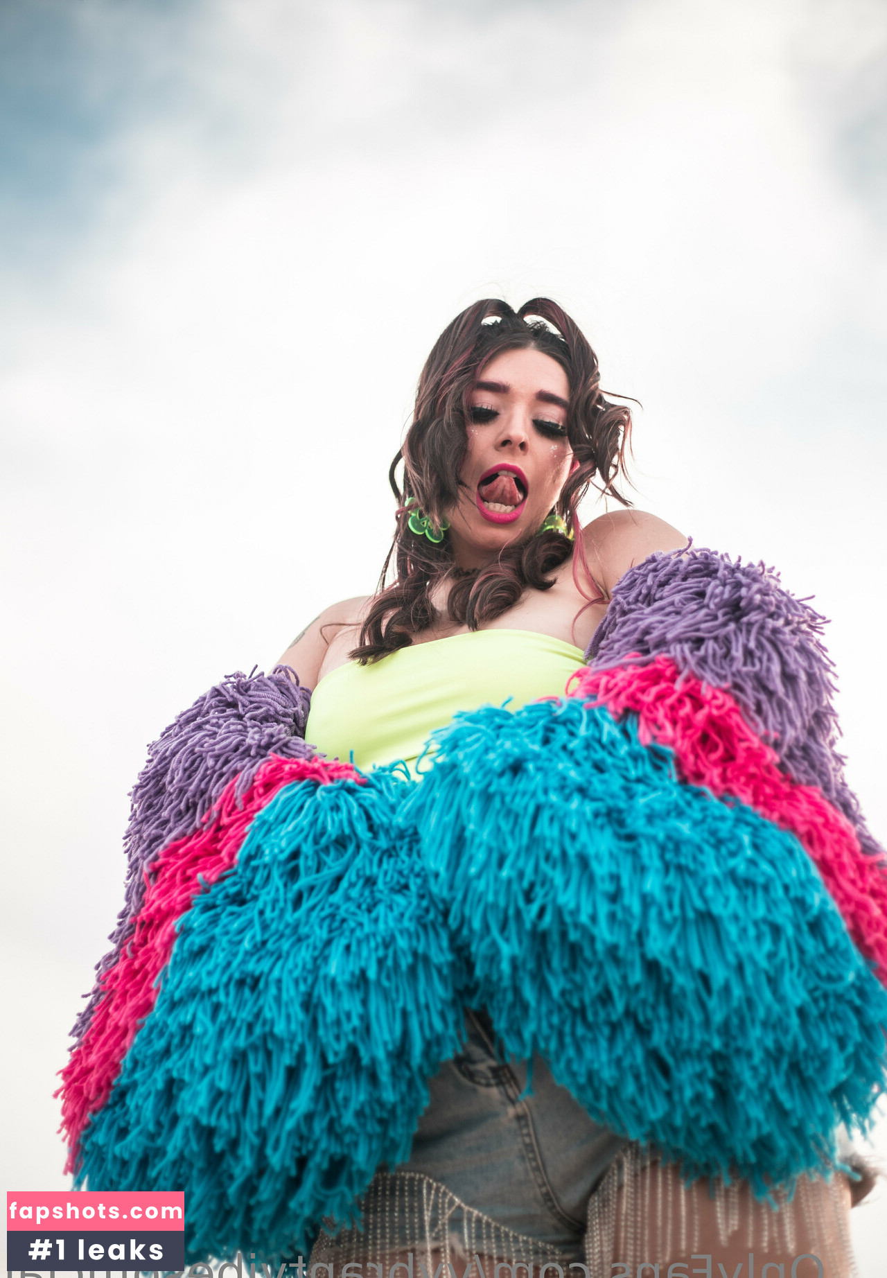 vybrantvibesofficial gallery photo #10