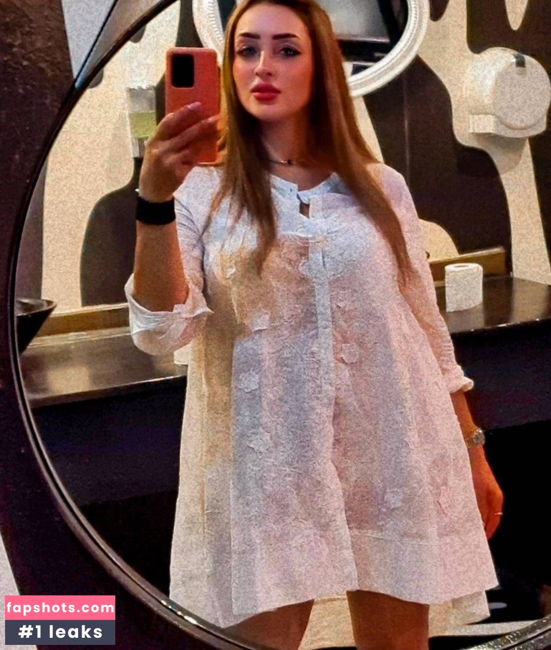 Wafa Kolsi gallery photo #3