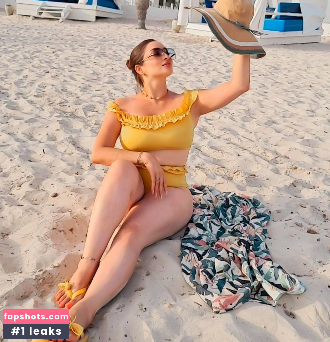 Wafa Kolsi gallery photo #10