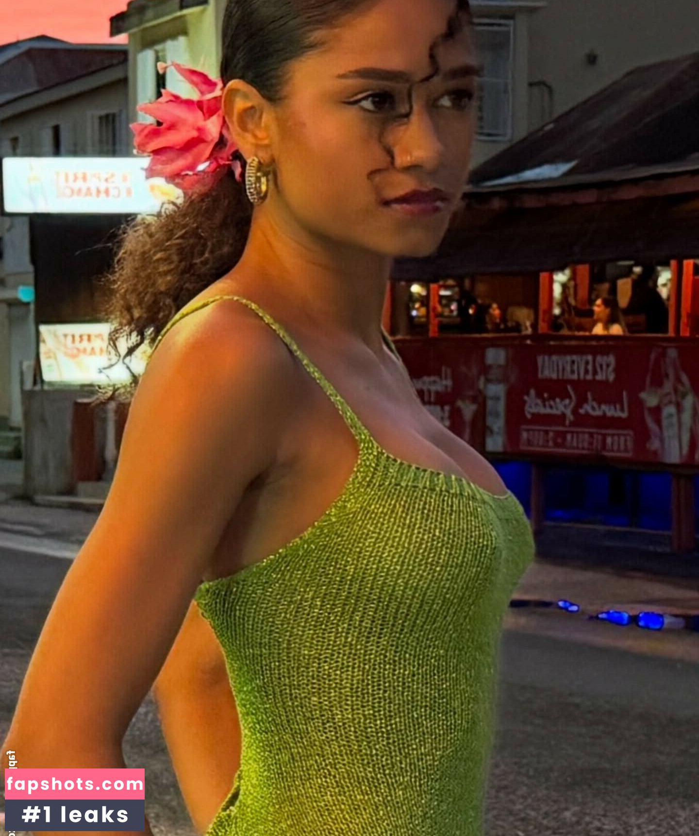 Wahyne gallery photo #24