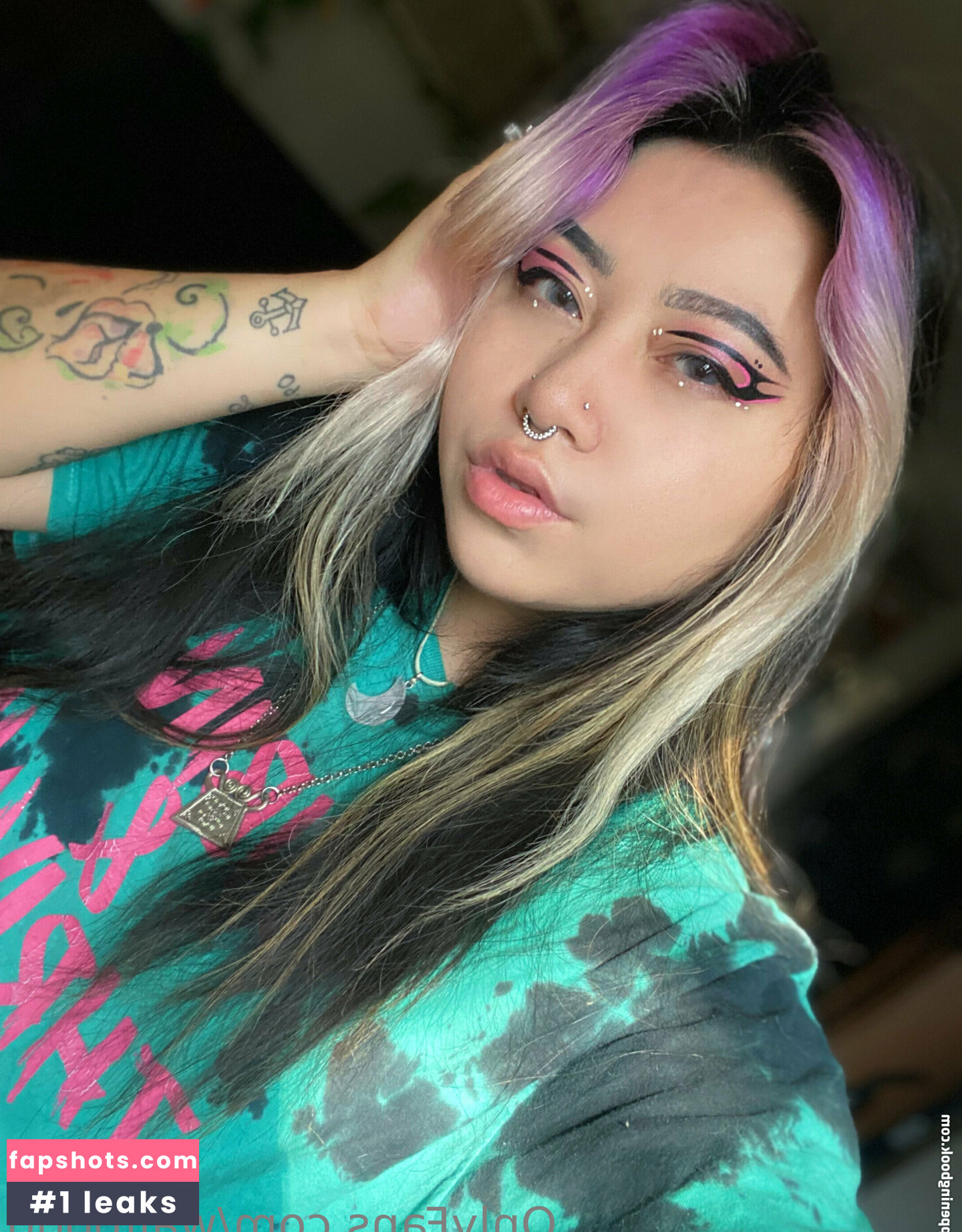 waifoodd gallery photo #4