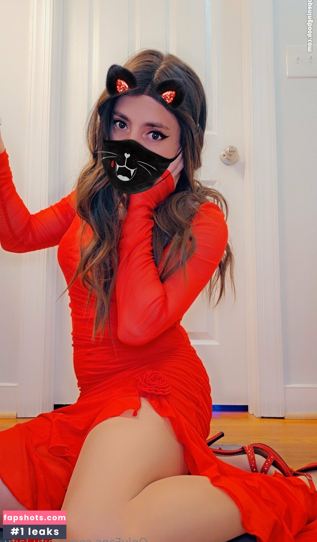 waifu-laifu gallery photo #4