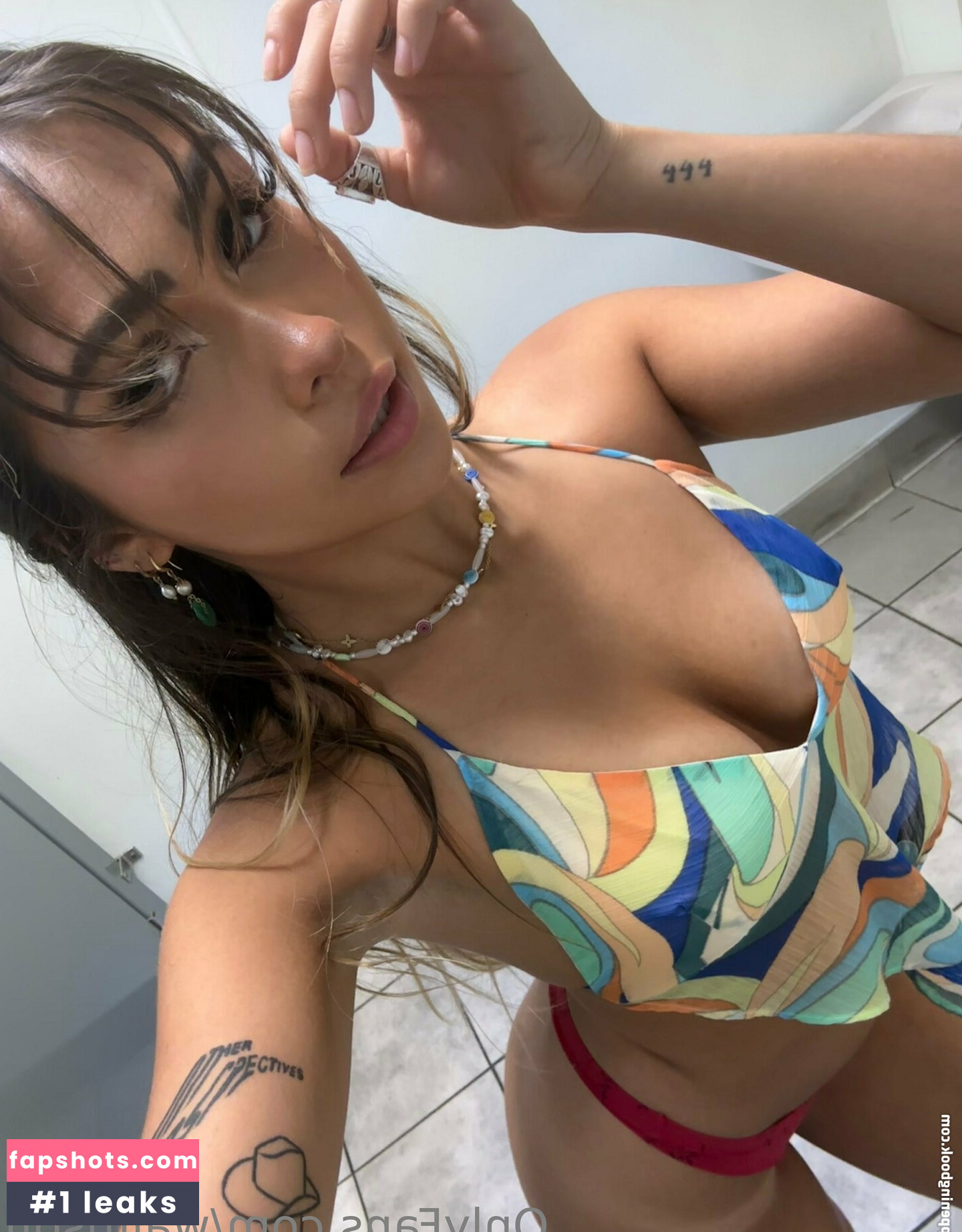 waifusofi gallery photo #14