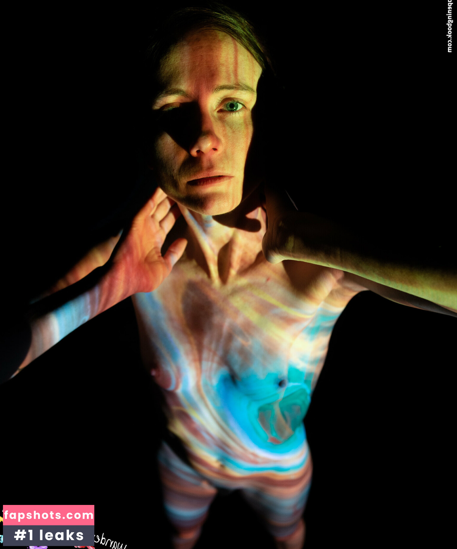 wanderingcinnamon2 nude babe gallery