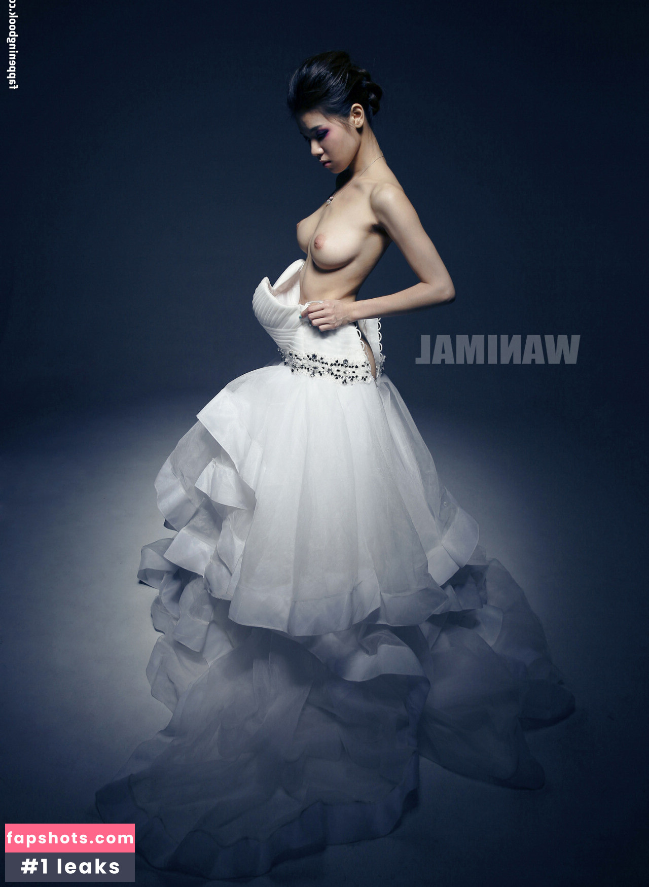 Wanimal Models nude babe gallery