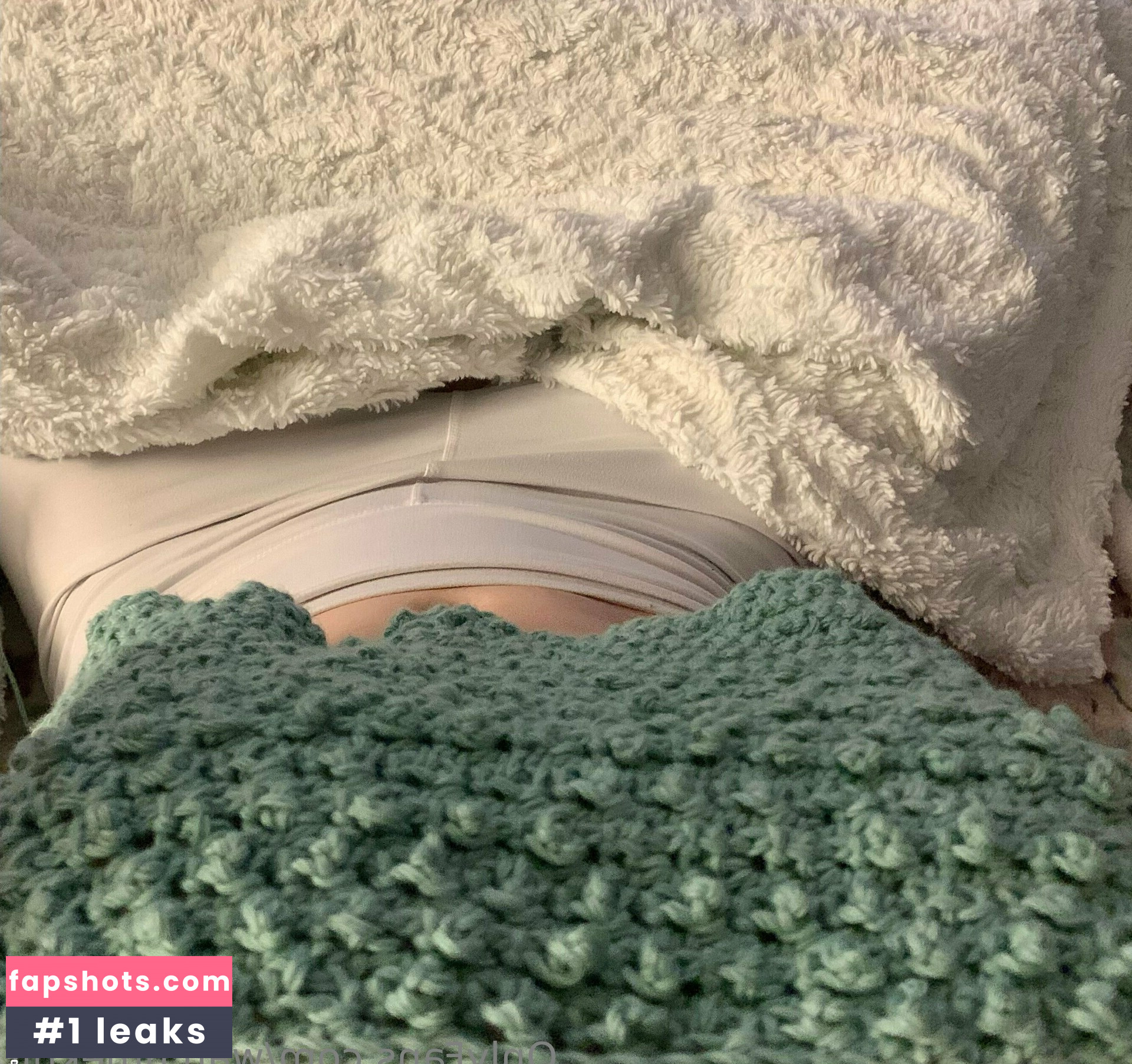 watchmeknit Nahé úniky fotek pouze od fanoušků #5 - Fapshots