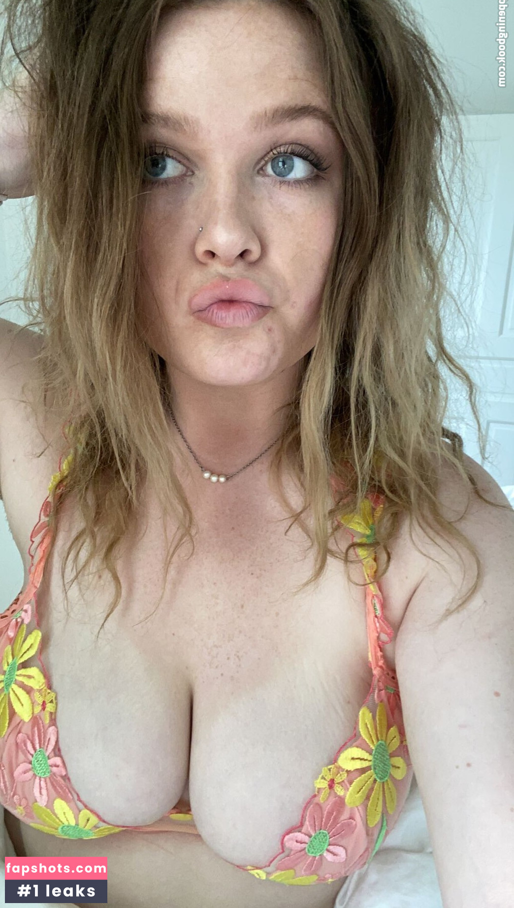 Water Ski Bunny gallery photo #3