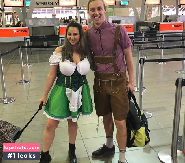 Wears_ren gallery photo #15