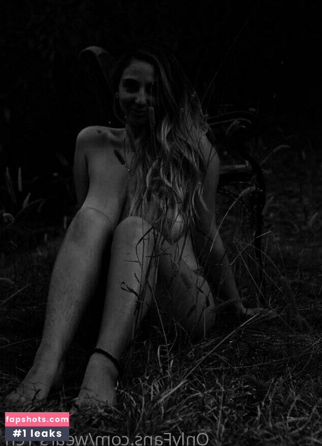 Wears_ren gallery photo #36