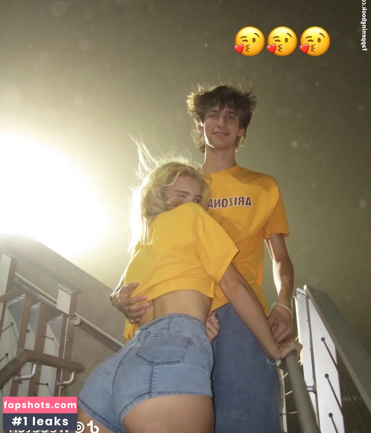 weetch gallery photo #35