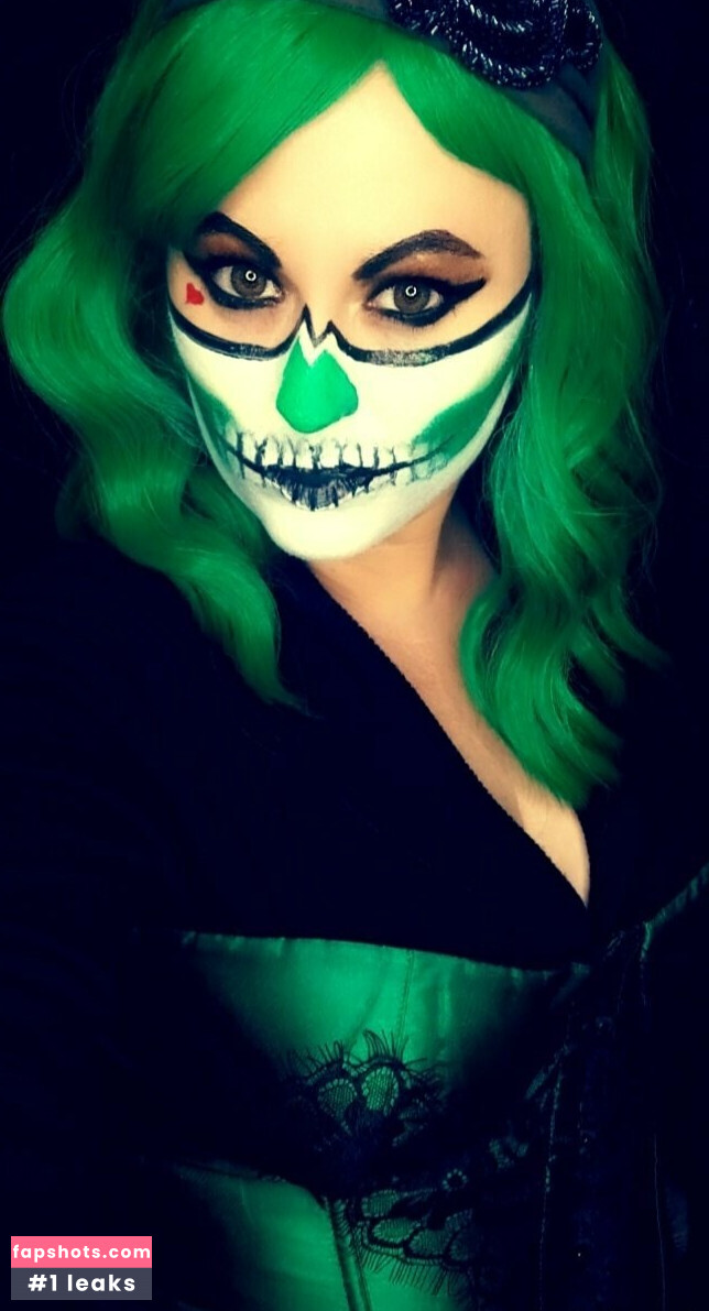 weirdartgirljo gallery photo #4