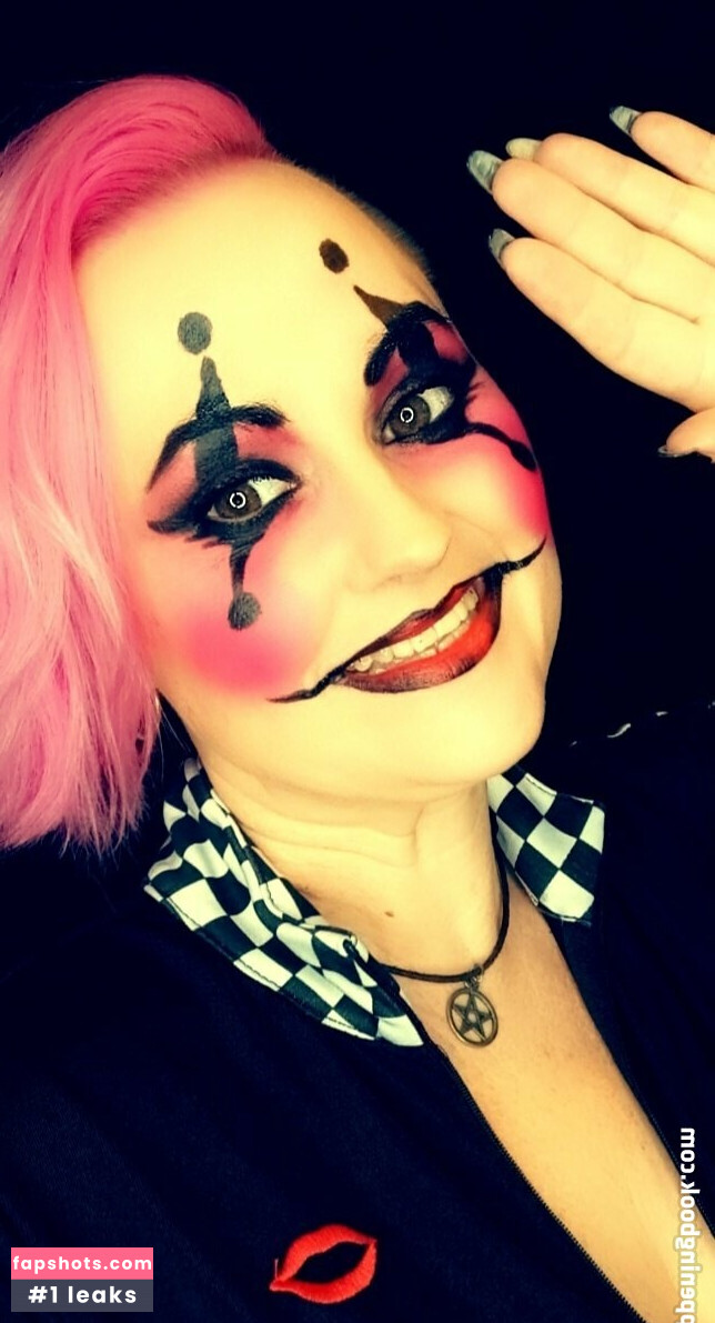 weirdartgirljo gallery photo #7