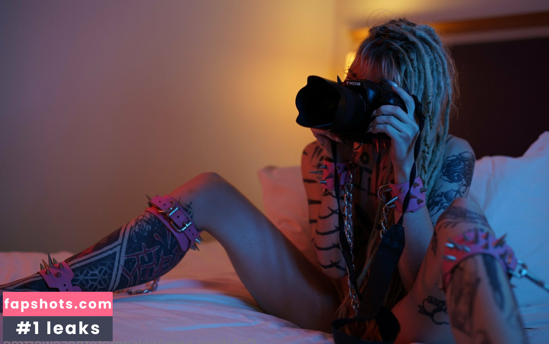 welcometothesewerfree nude babe gallery