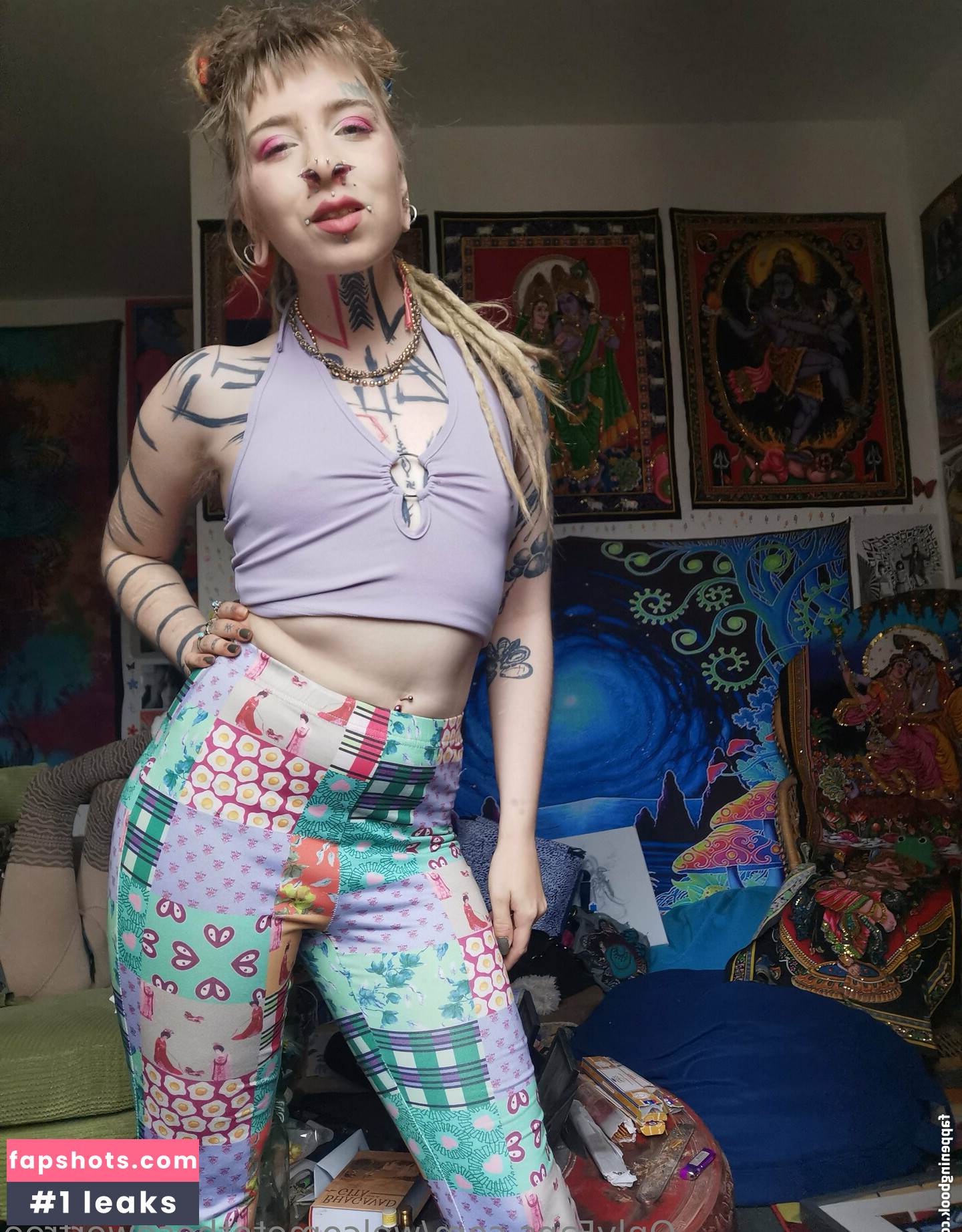 welcometothesewerfree gallery photo #4