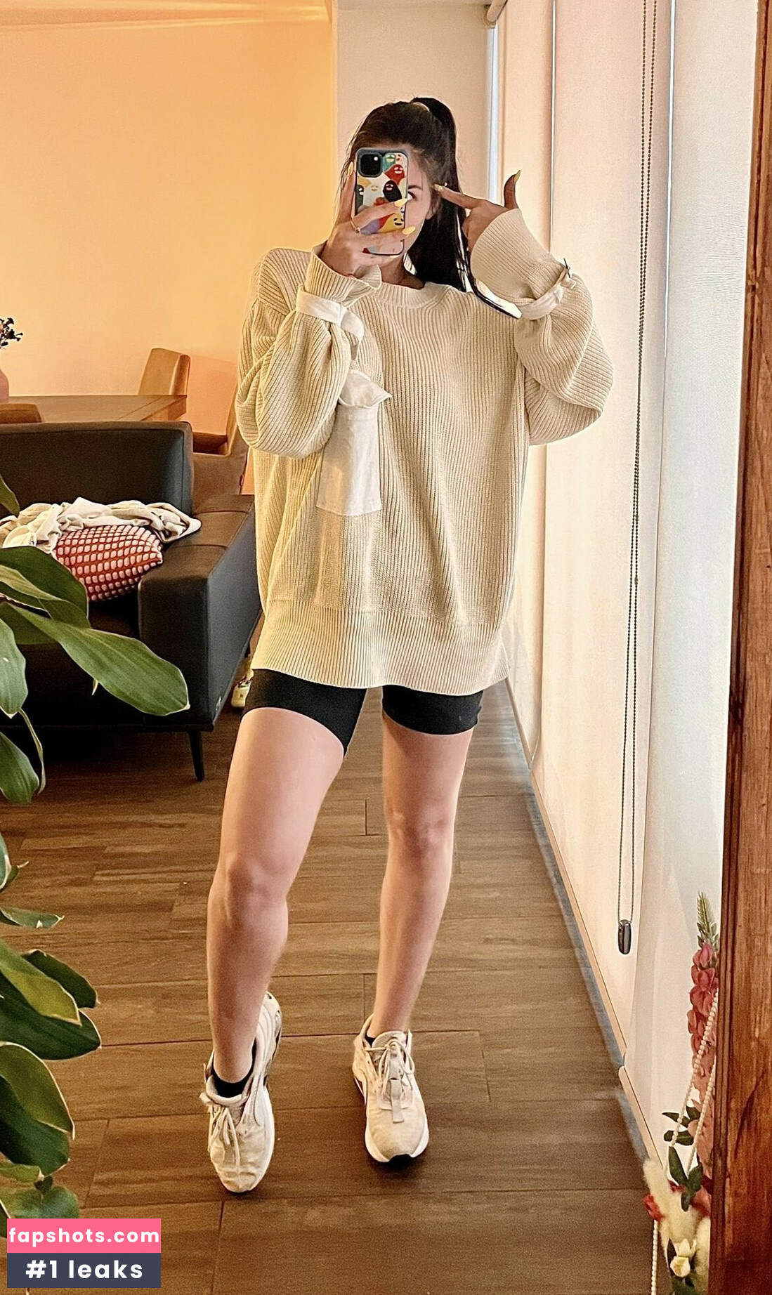 Wen Fuentes gallery photo #2