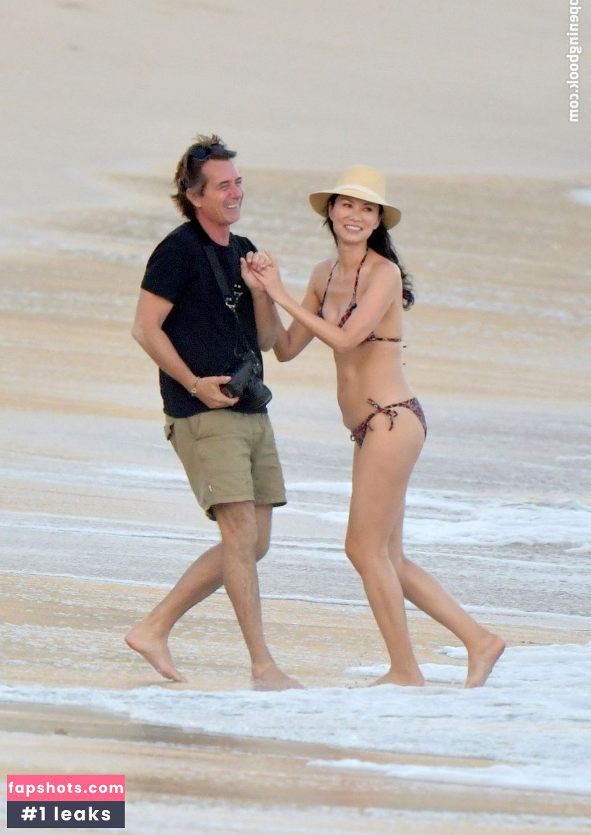 Wendi Deng Murdoch gallery photo #62