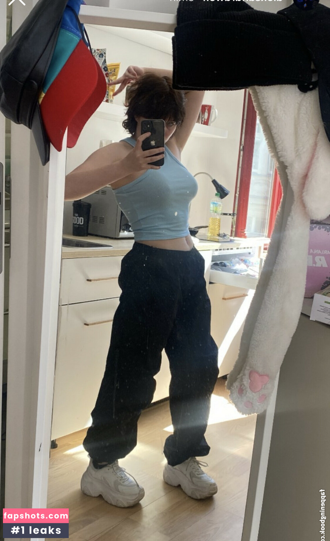 Wendy_hertz gallery photo #5