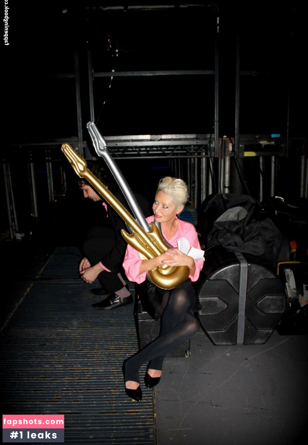 Wendy James gallery photo #13