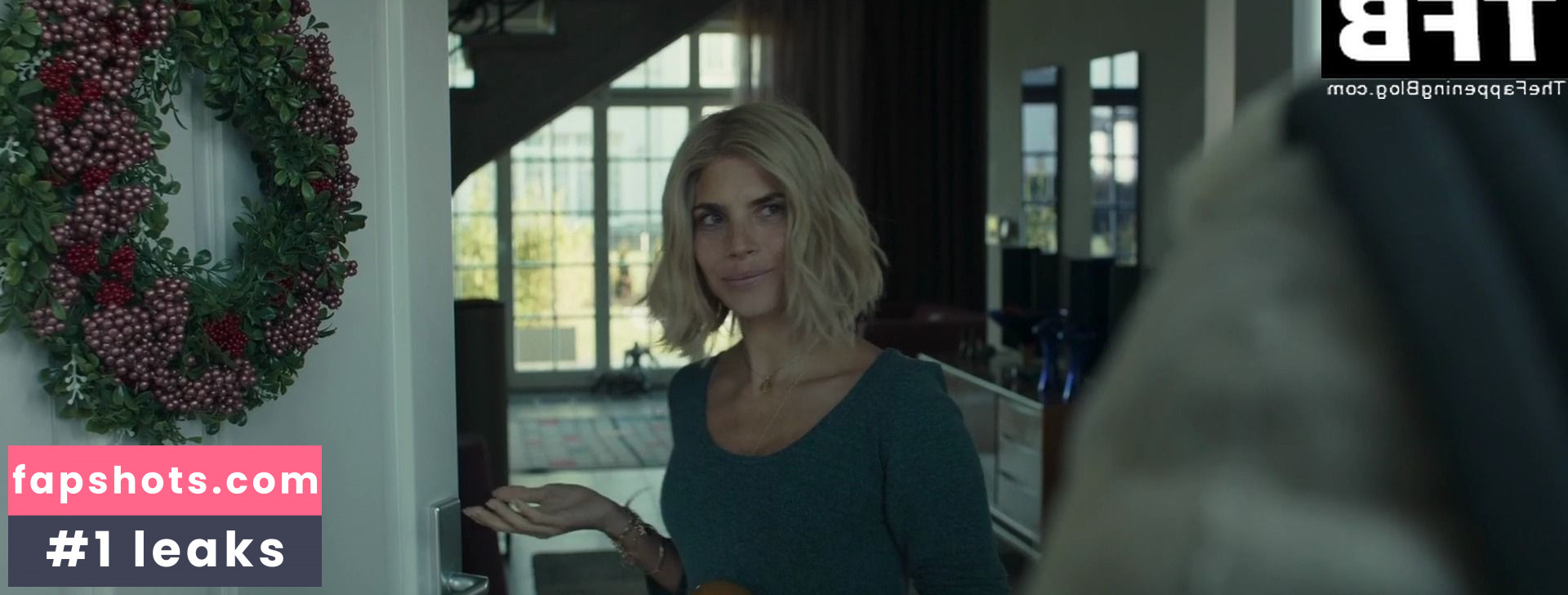 Weronika Rosati gallery photo #2