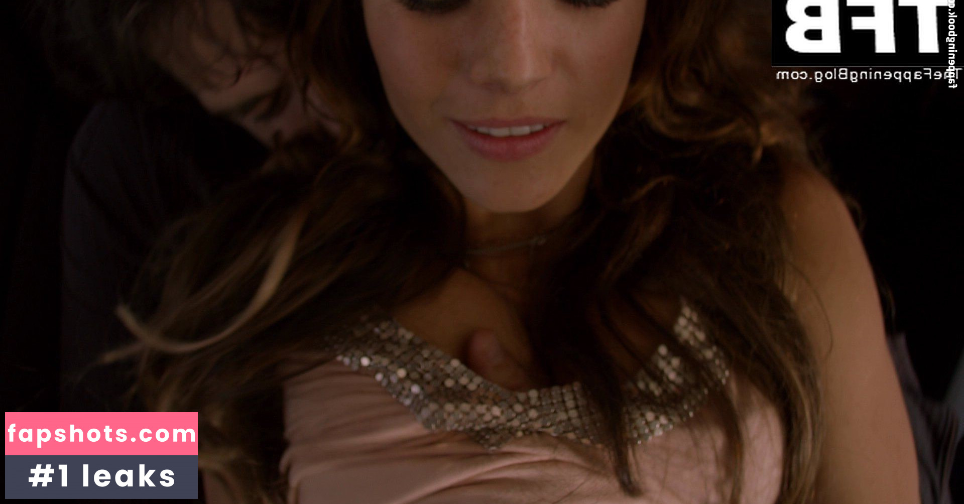 Weronika Rosati gallery photo #34