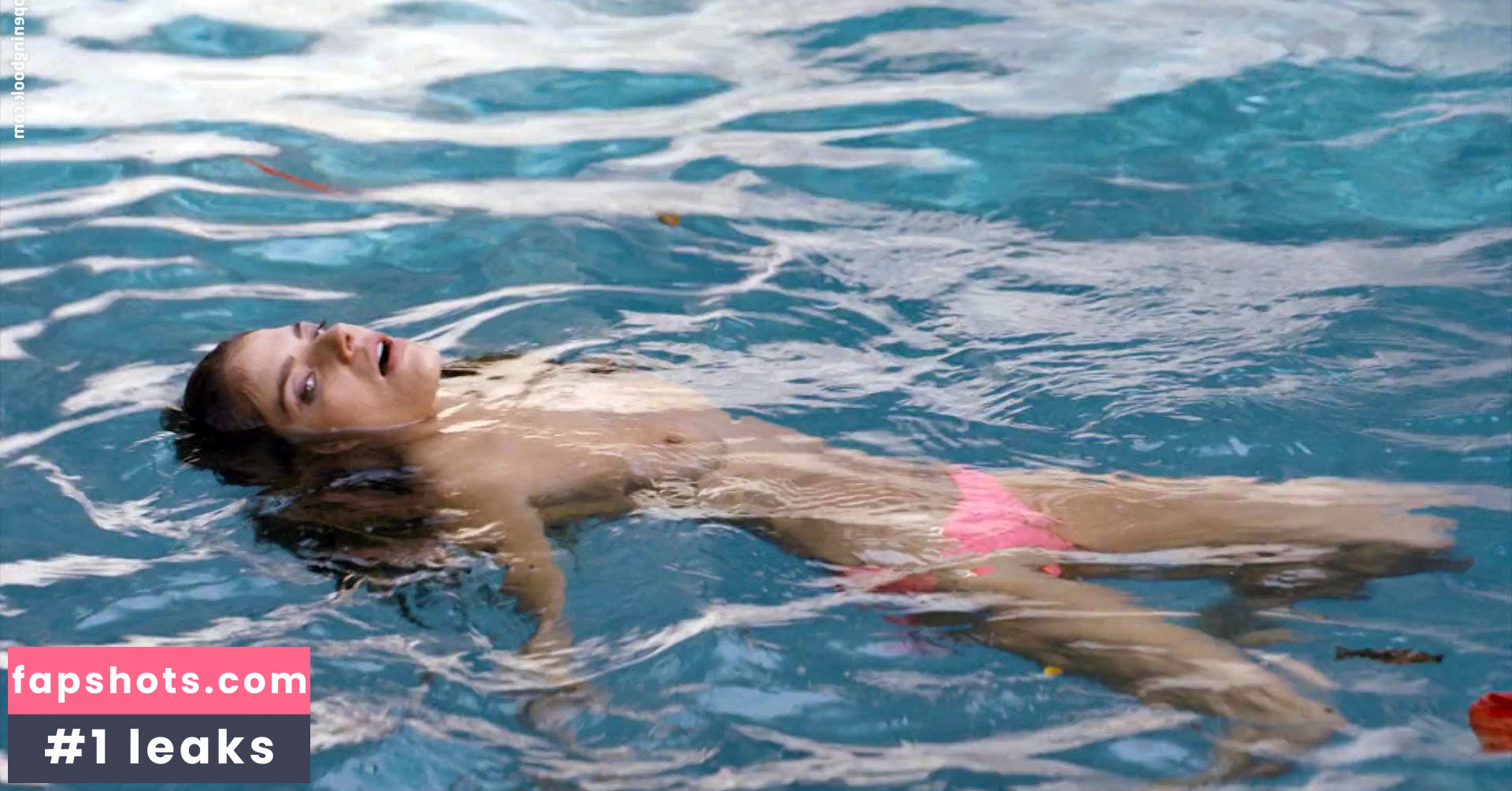 Weronika Rosati gallery photo #51