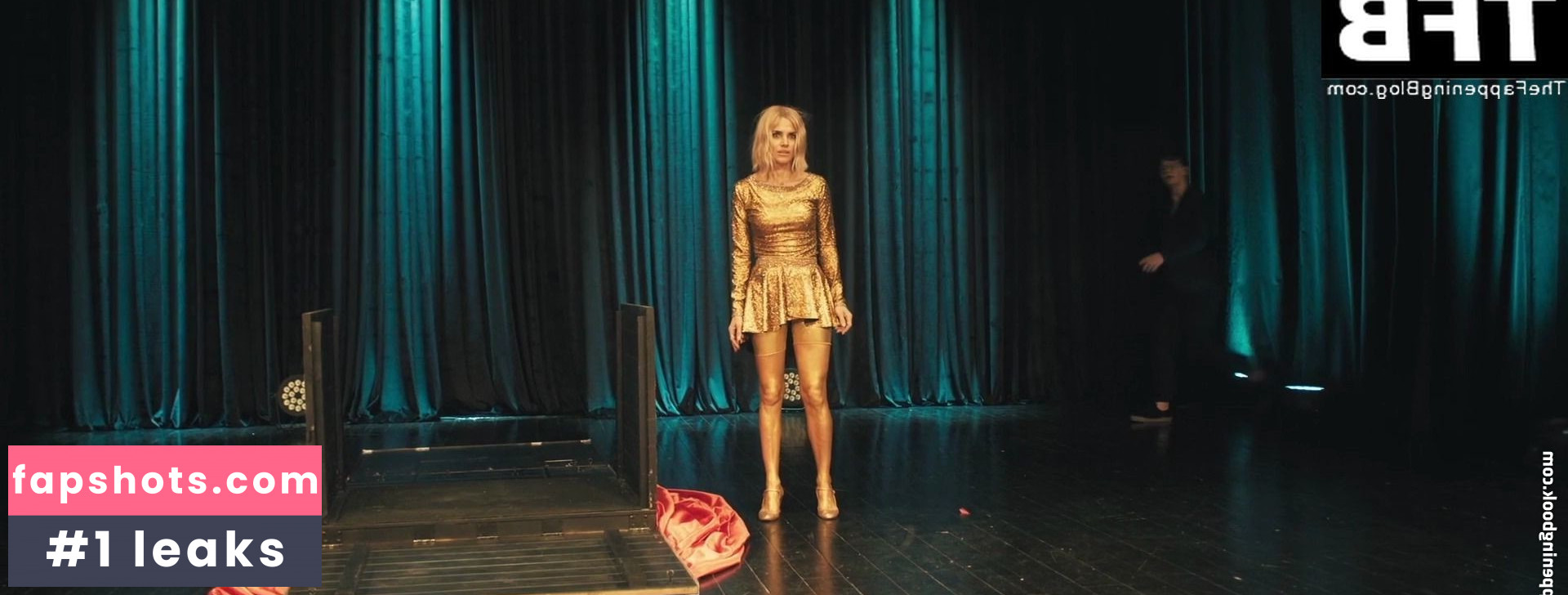 Weronika Rosati gallery photo #8