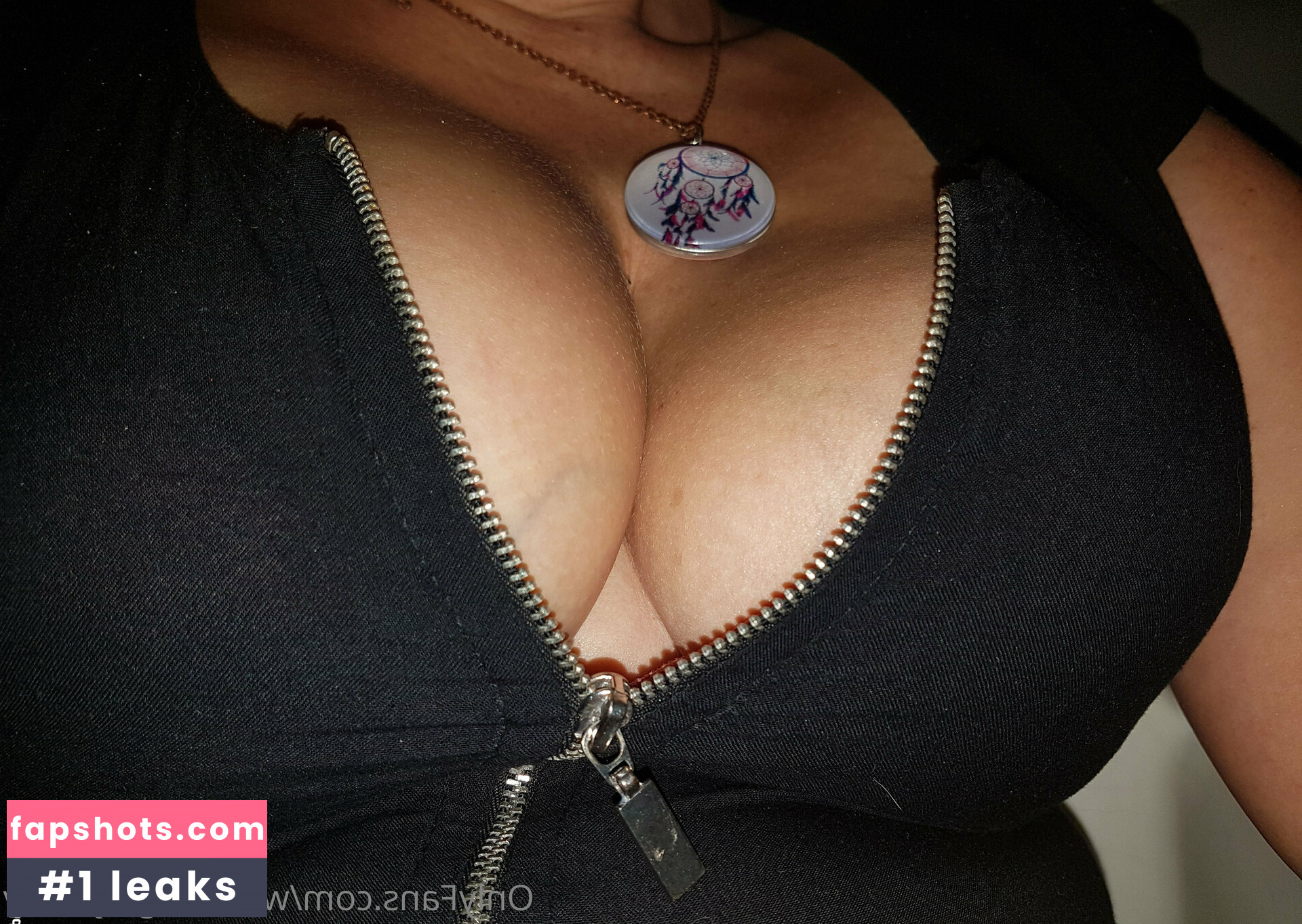 wet-naughty-kitty gallery photo #32