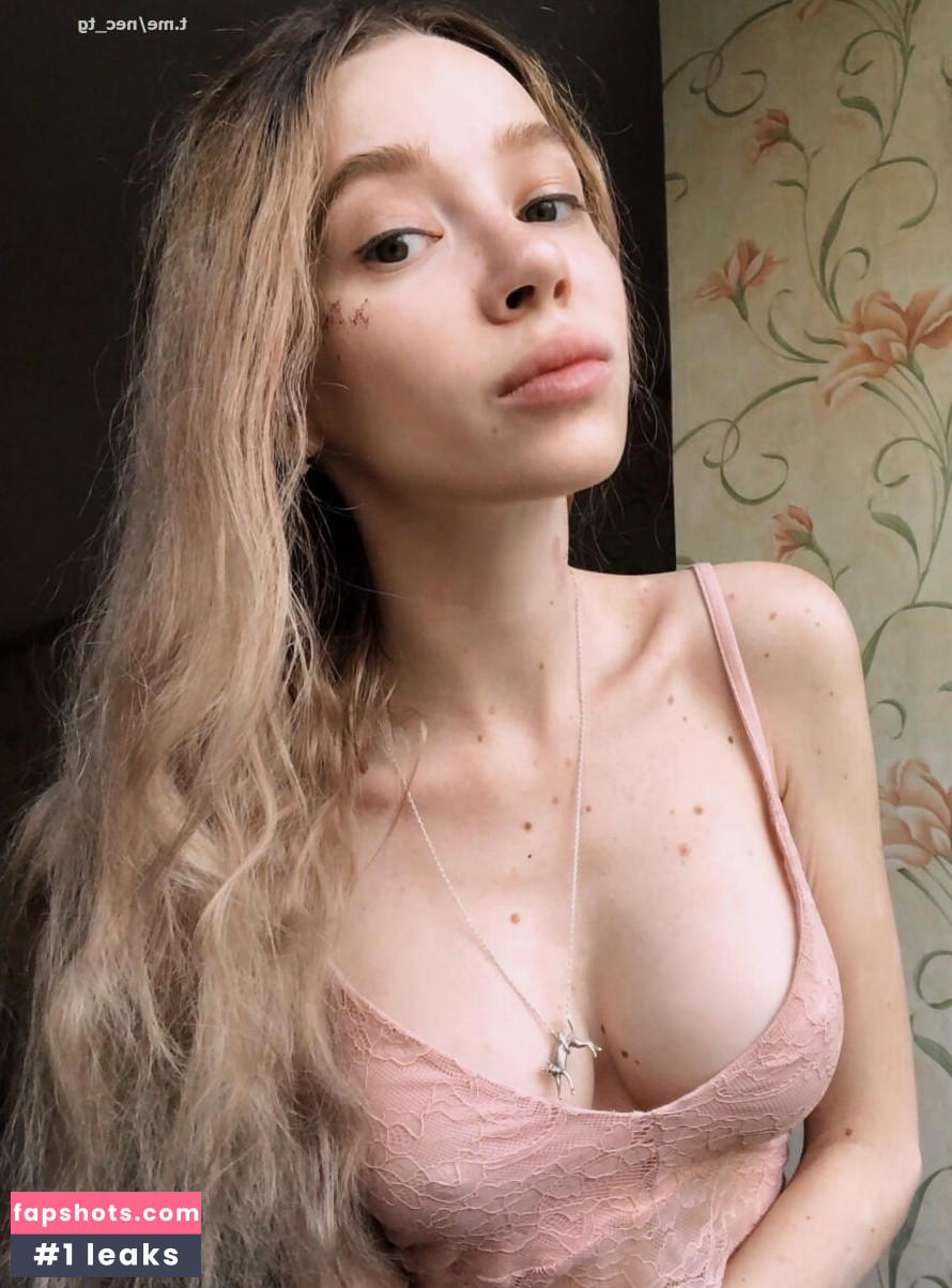 Wetlittleluna gallery photo #3