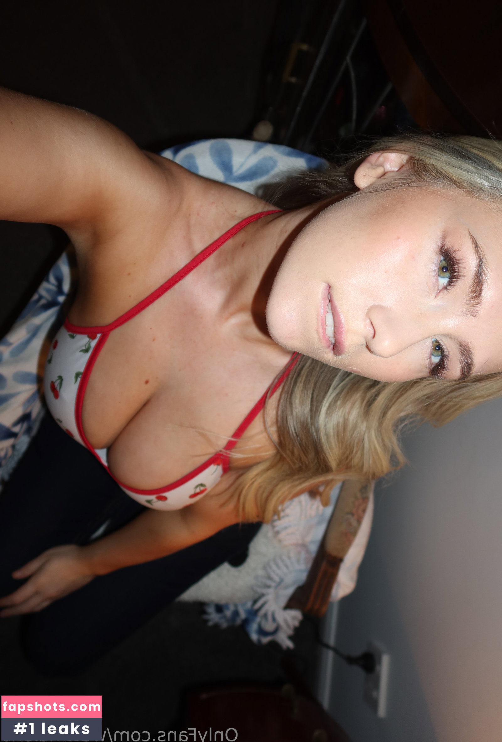 WettMelons gallery photo #1239