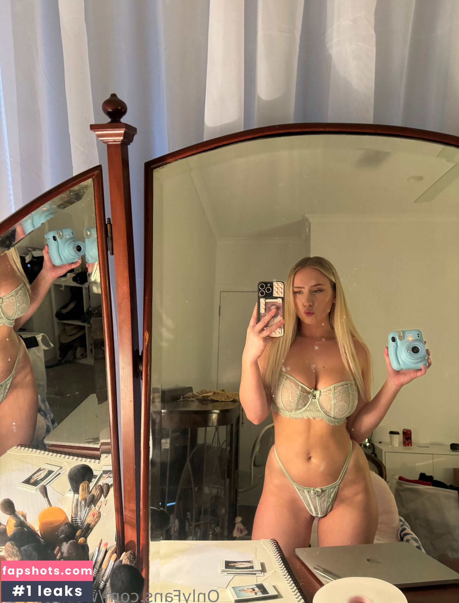 WettMelons gallery photo #2081