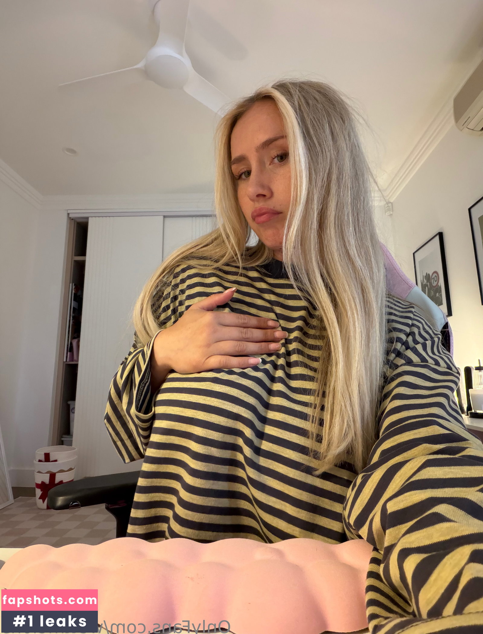 WettMelons gallery photo #2851