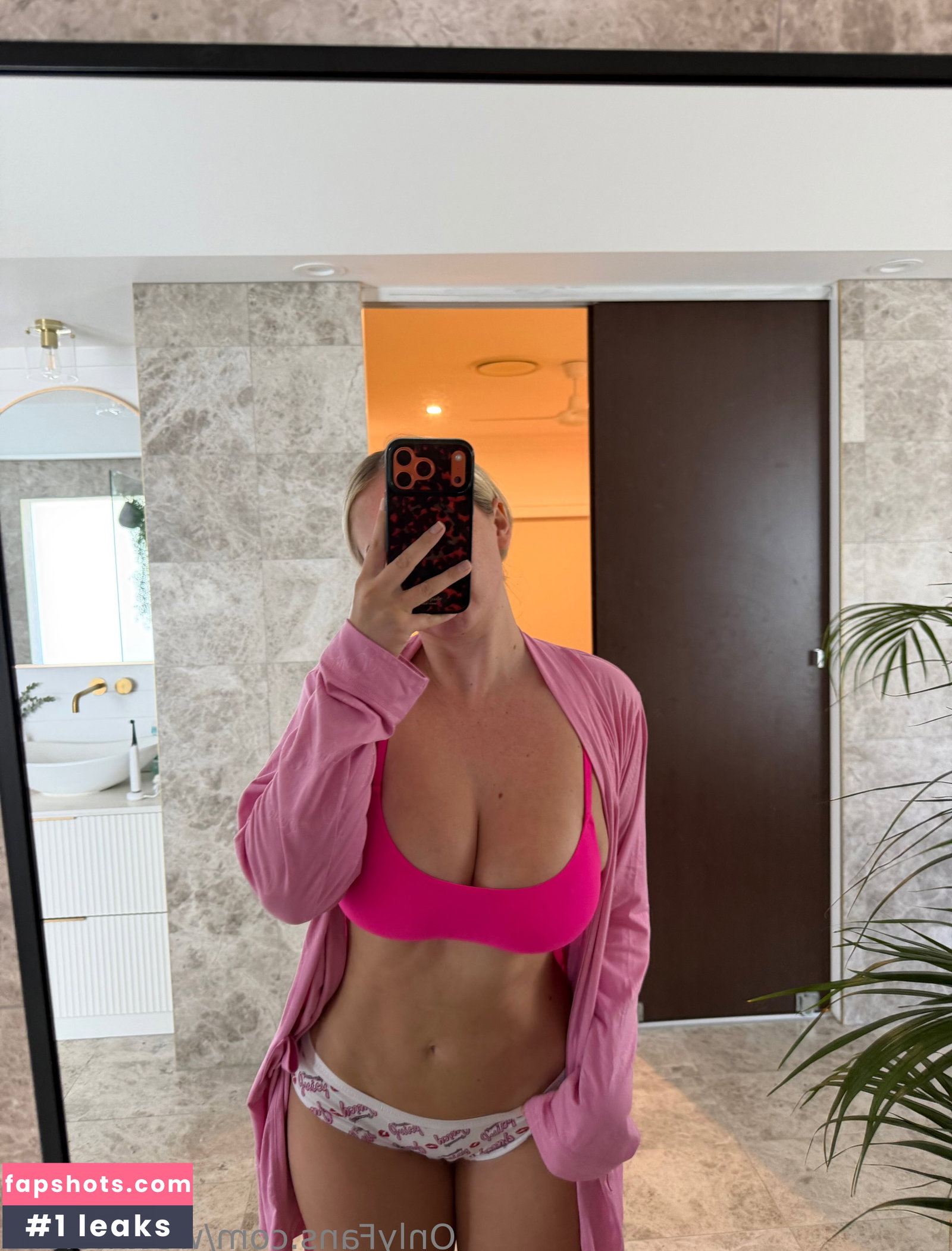 WettMelons gallery photo #12