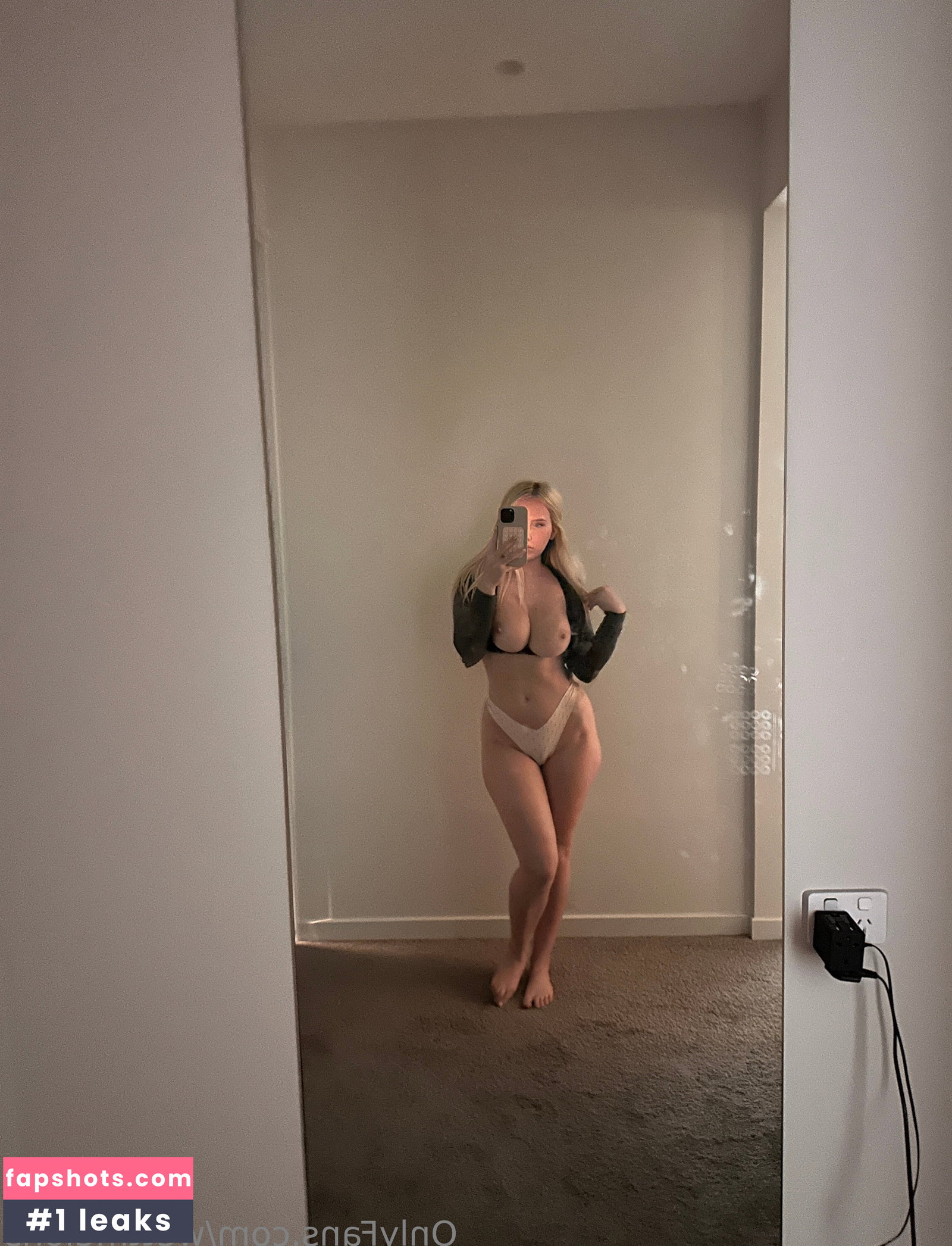 WettMelons gallery photo #925