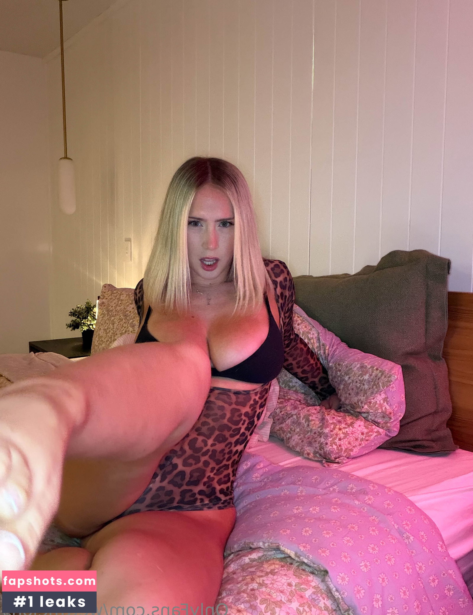 WettMelons gallery photo #1011