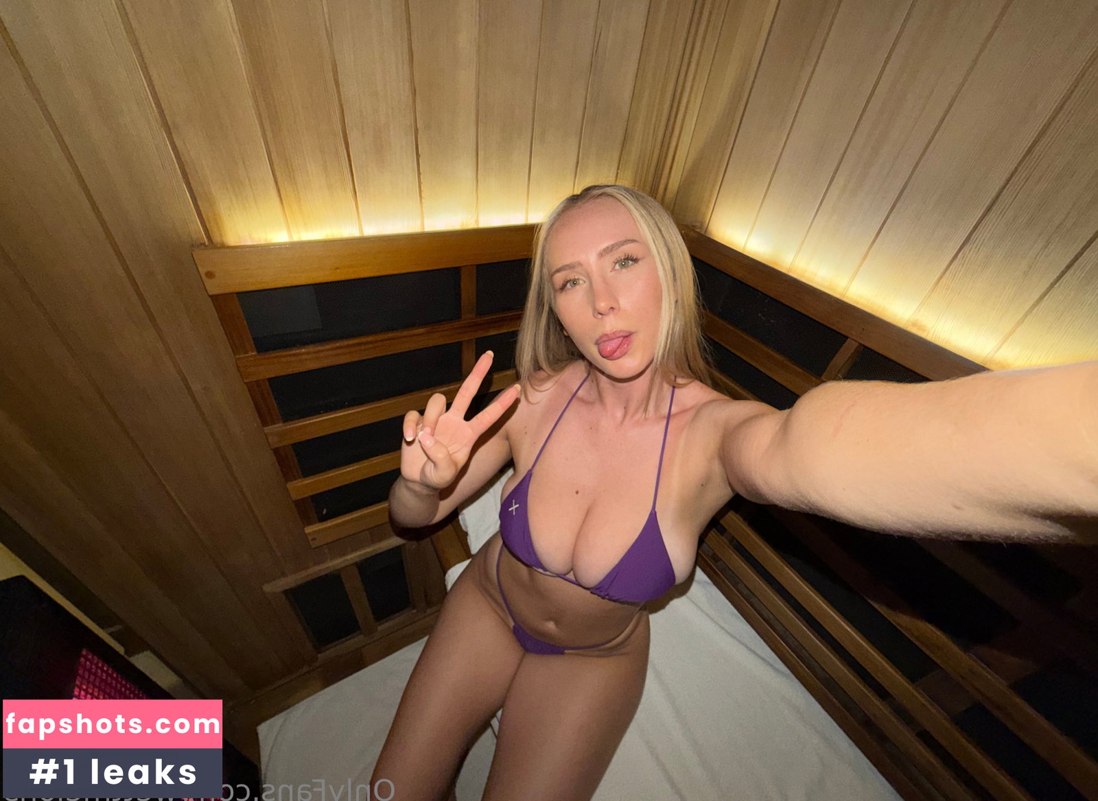 WettMelons gallery photo #4169