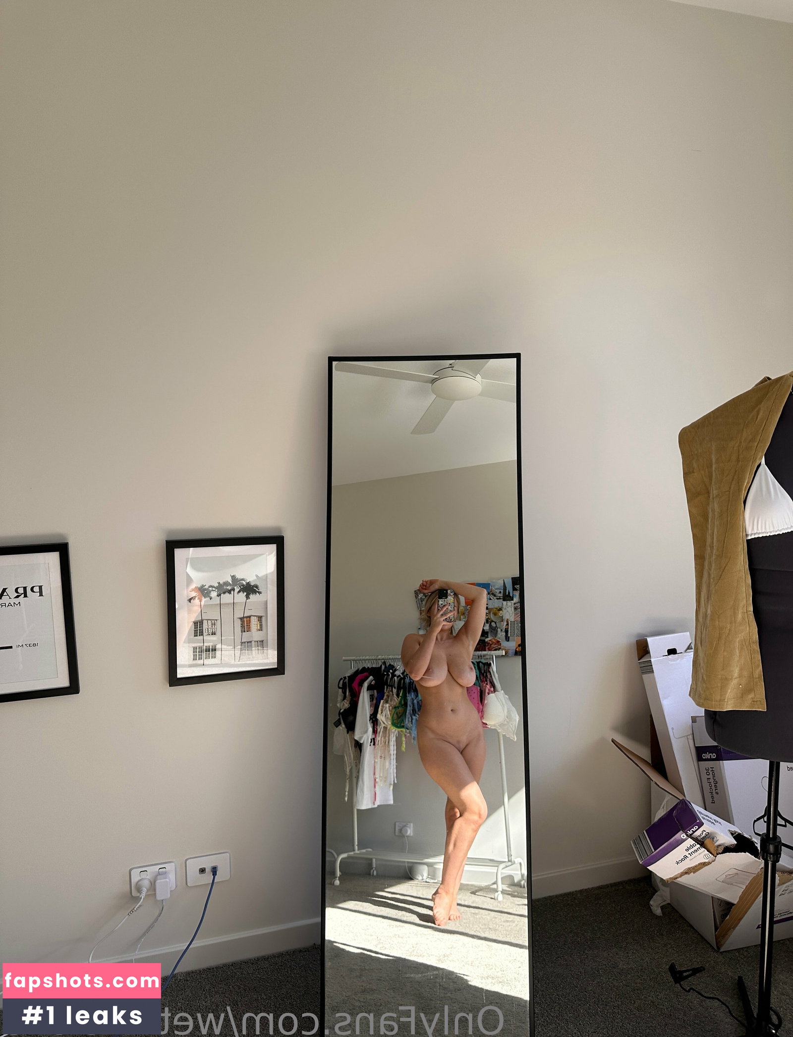 WettMelons gallery photo #4003