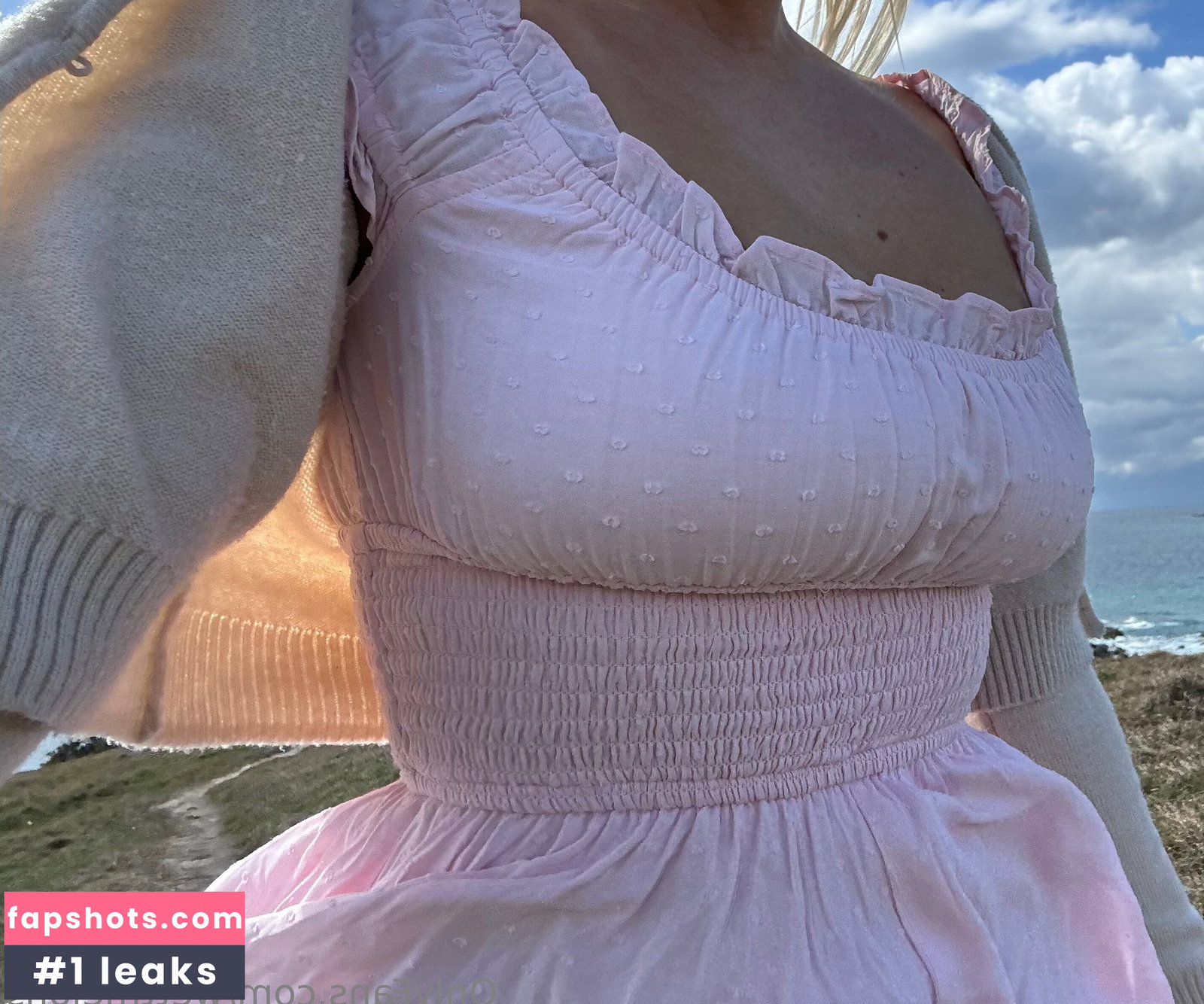 WettMelons gallery photo #3052