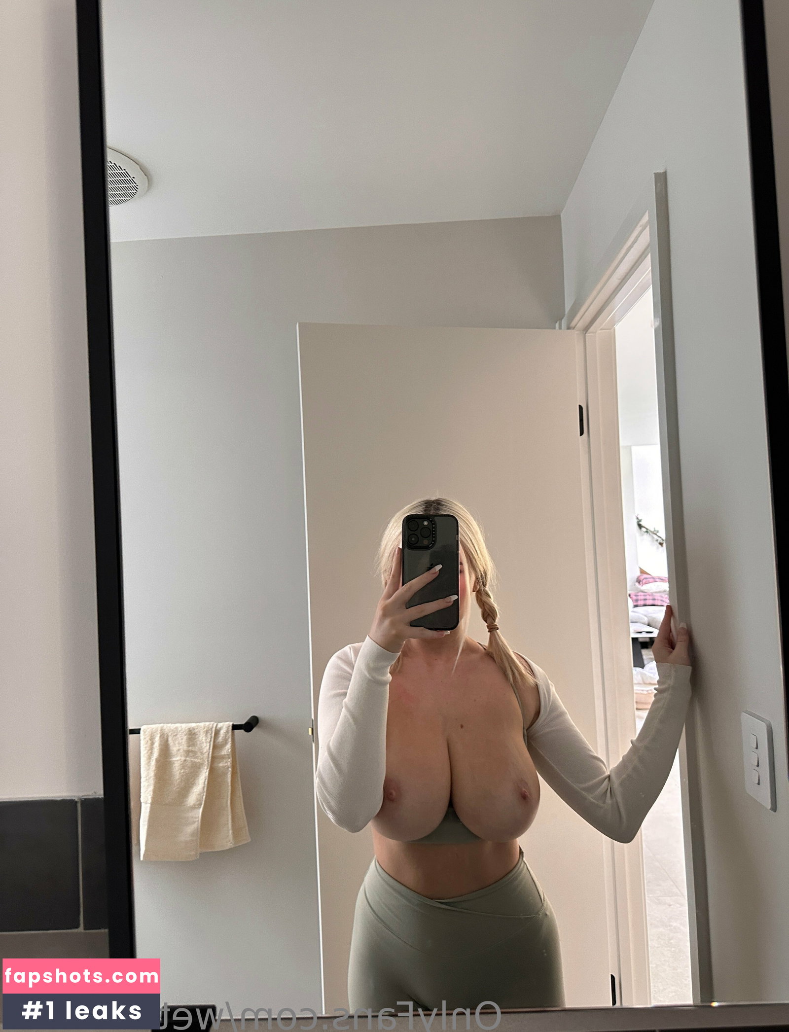 WettMelons gallery photo #191