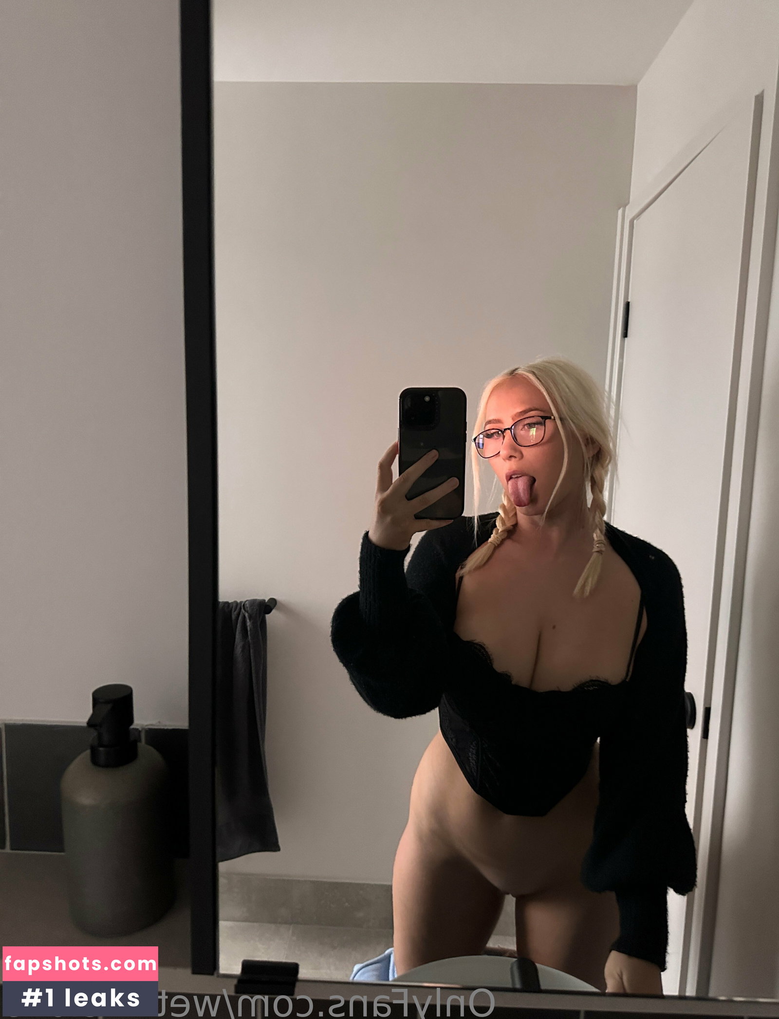 WettMelons gallery photo #2257