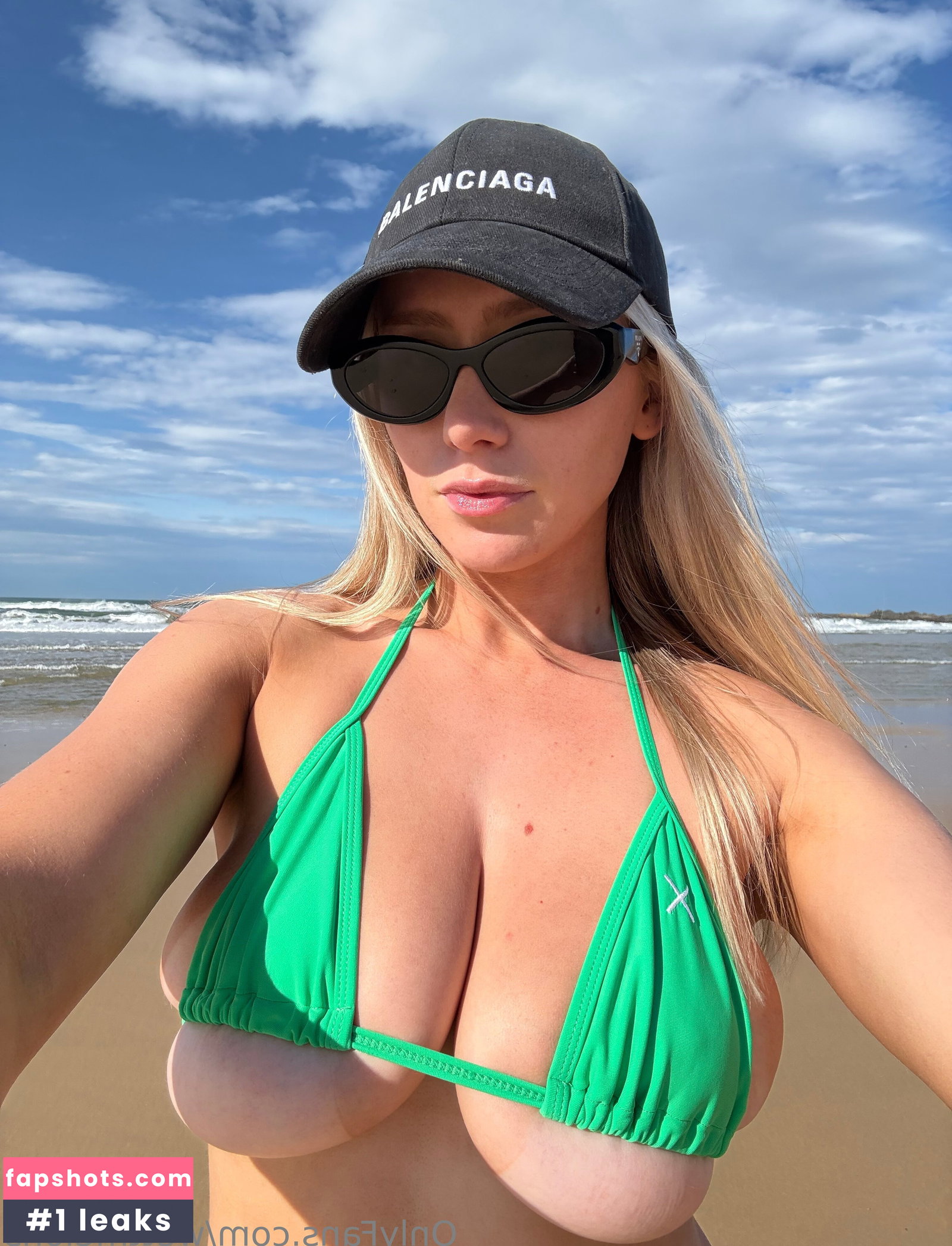 WettMelons gallery photo #1328