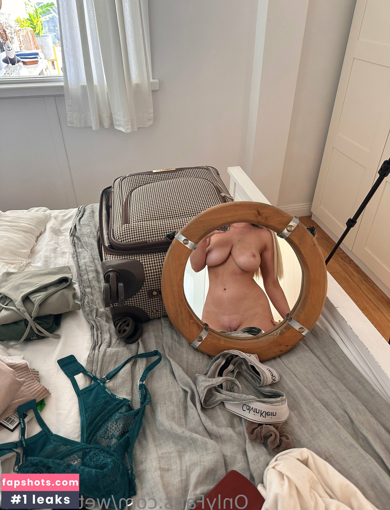 WettMelons gallery photo #3683