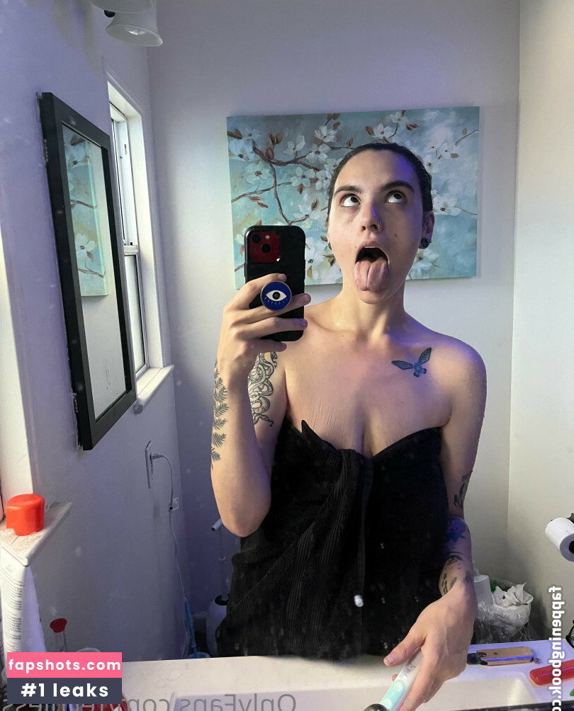 whimsicalgoth Nude Leaks OnlyFans Photos #9 - LeakJerk