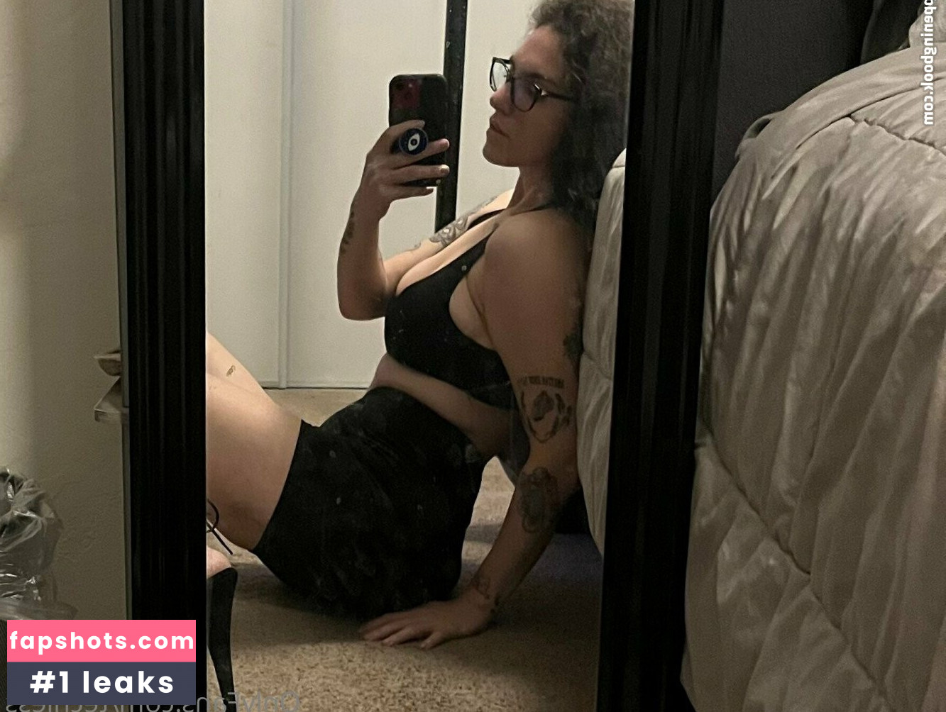 whimsicalgoth Nude Leaks OnlyFans Photos #10 - LeakJerk