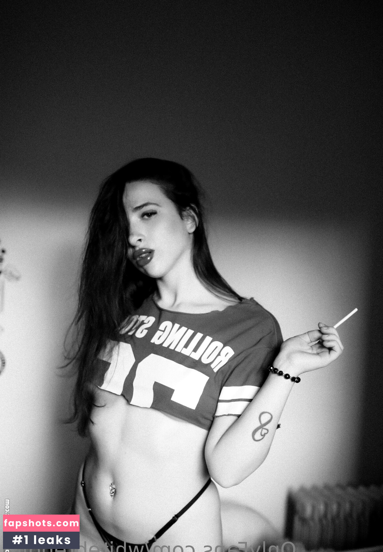 whitebrendita gallery photo #27