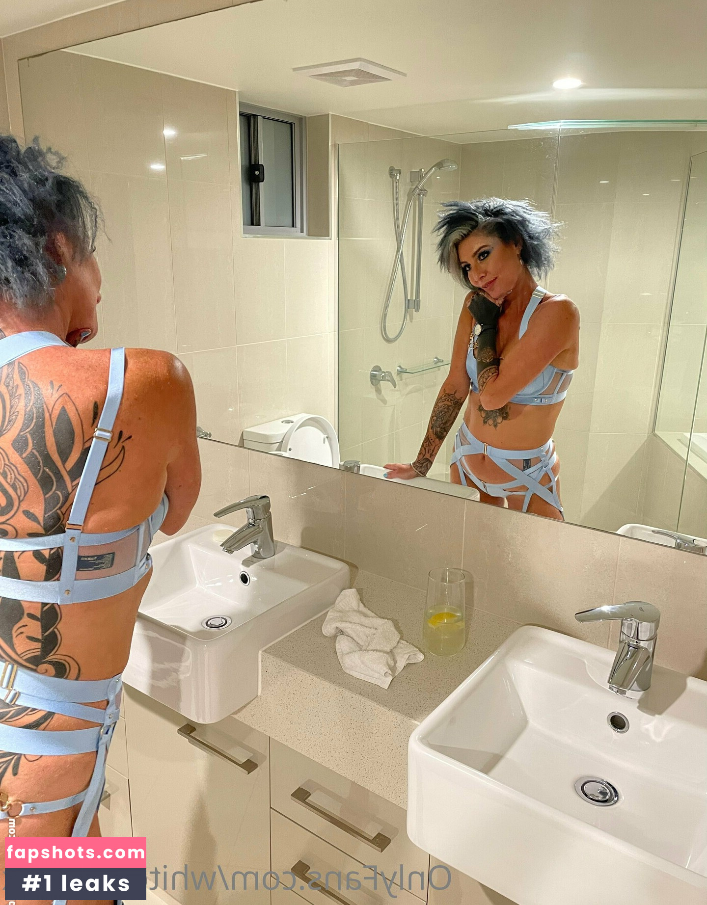 whiterabbitsx gallery photo #22