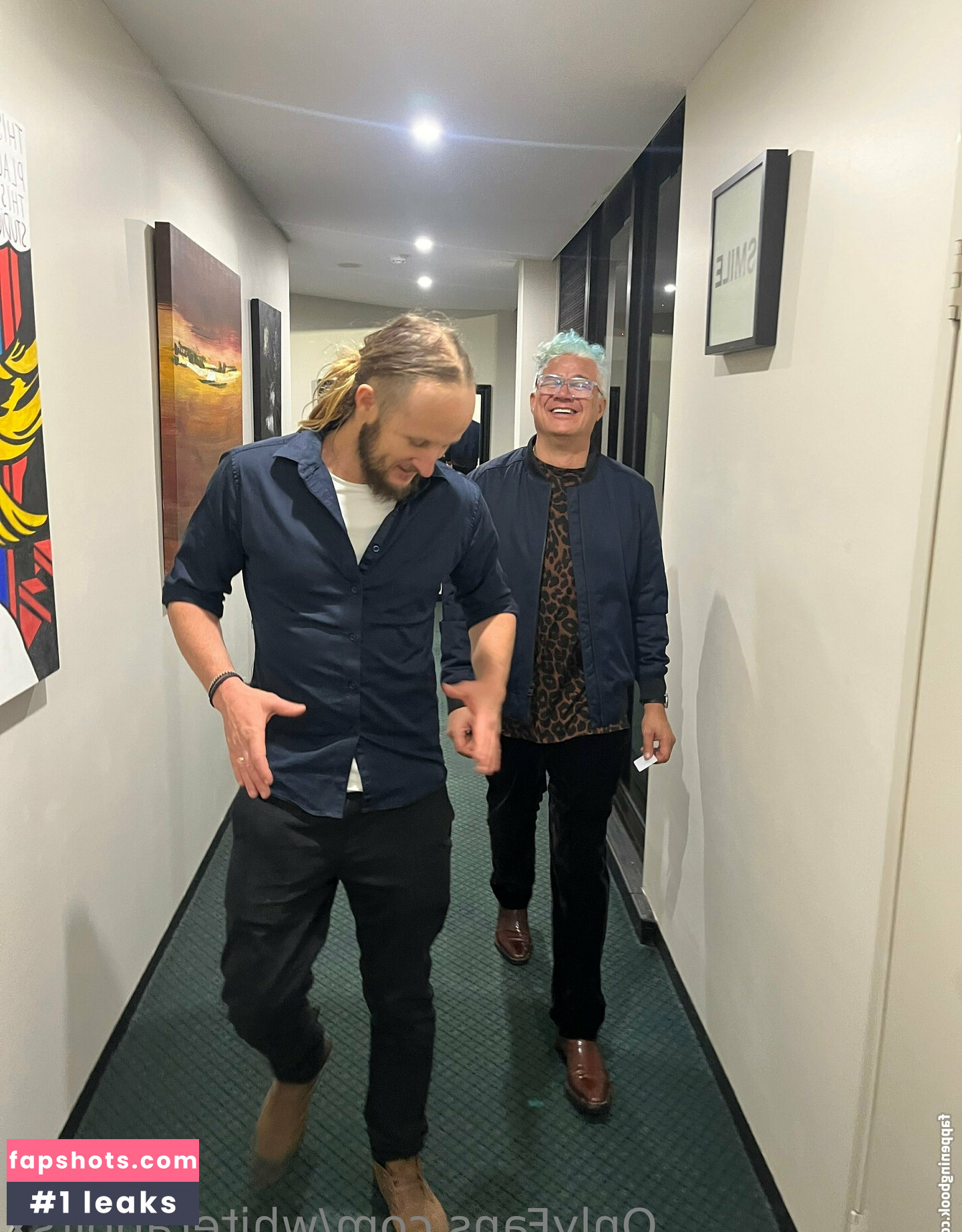 whiterabbitsx gallery photo #10